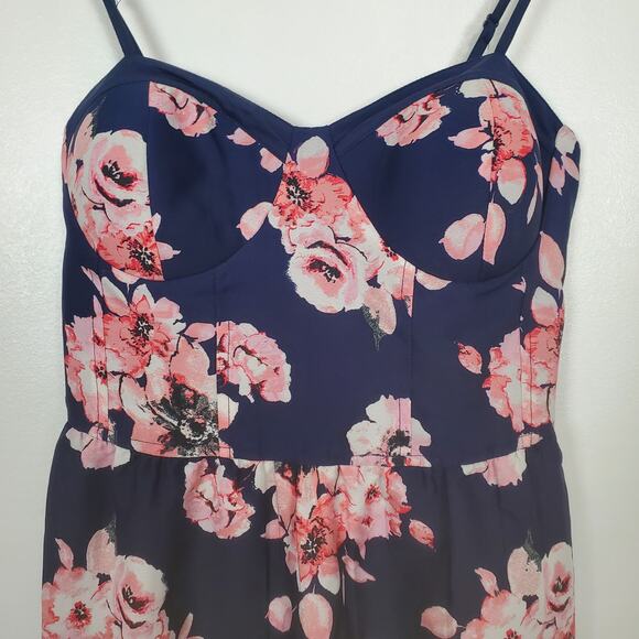 Band of Gypsies NWT floral maxi dress size small - Picture 3 of 5